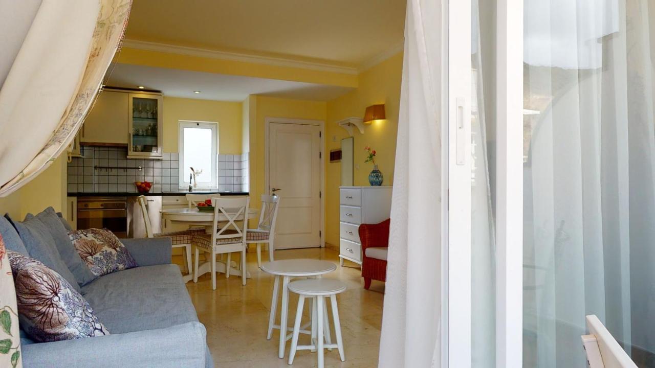Schoene Wohnung Direkt Am Meer Mit Meerblick, Wlan 푸에르토 데 모간 외부 사진